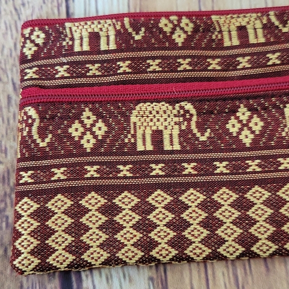 Gorgeous 🐘 Pouch - Picture 2 of 7